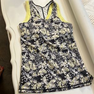 Lululemon tight tank with built-in bra